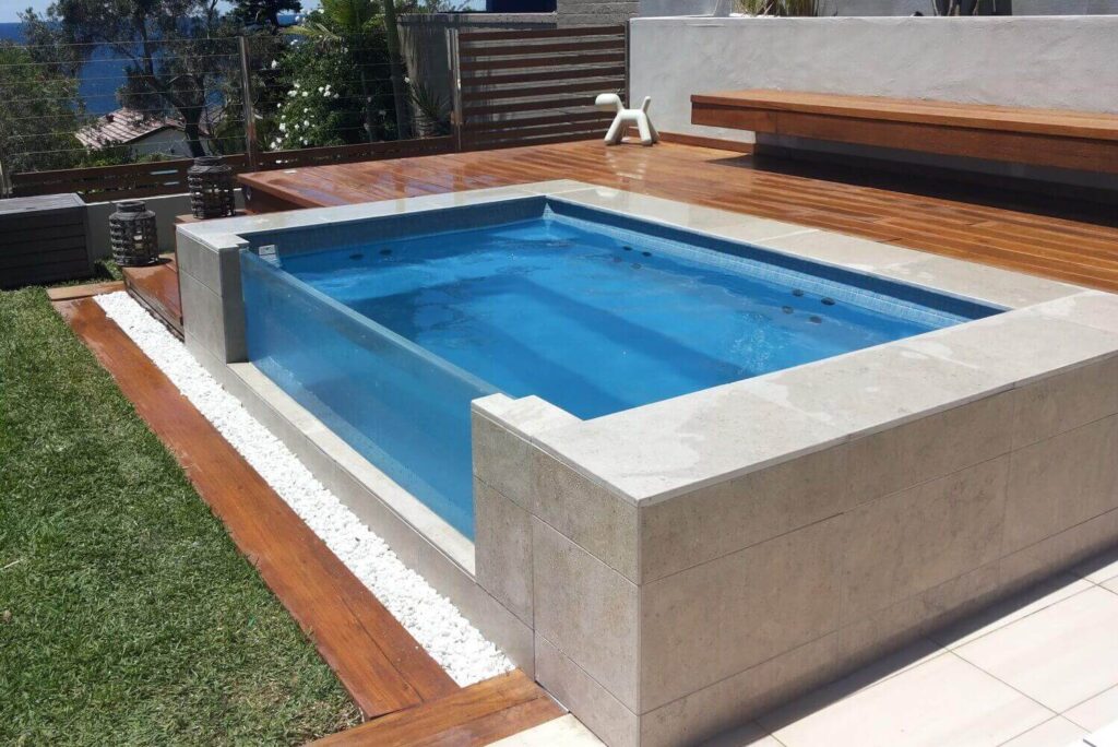 Fibreglass plunge pool